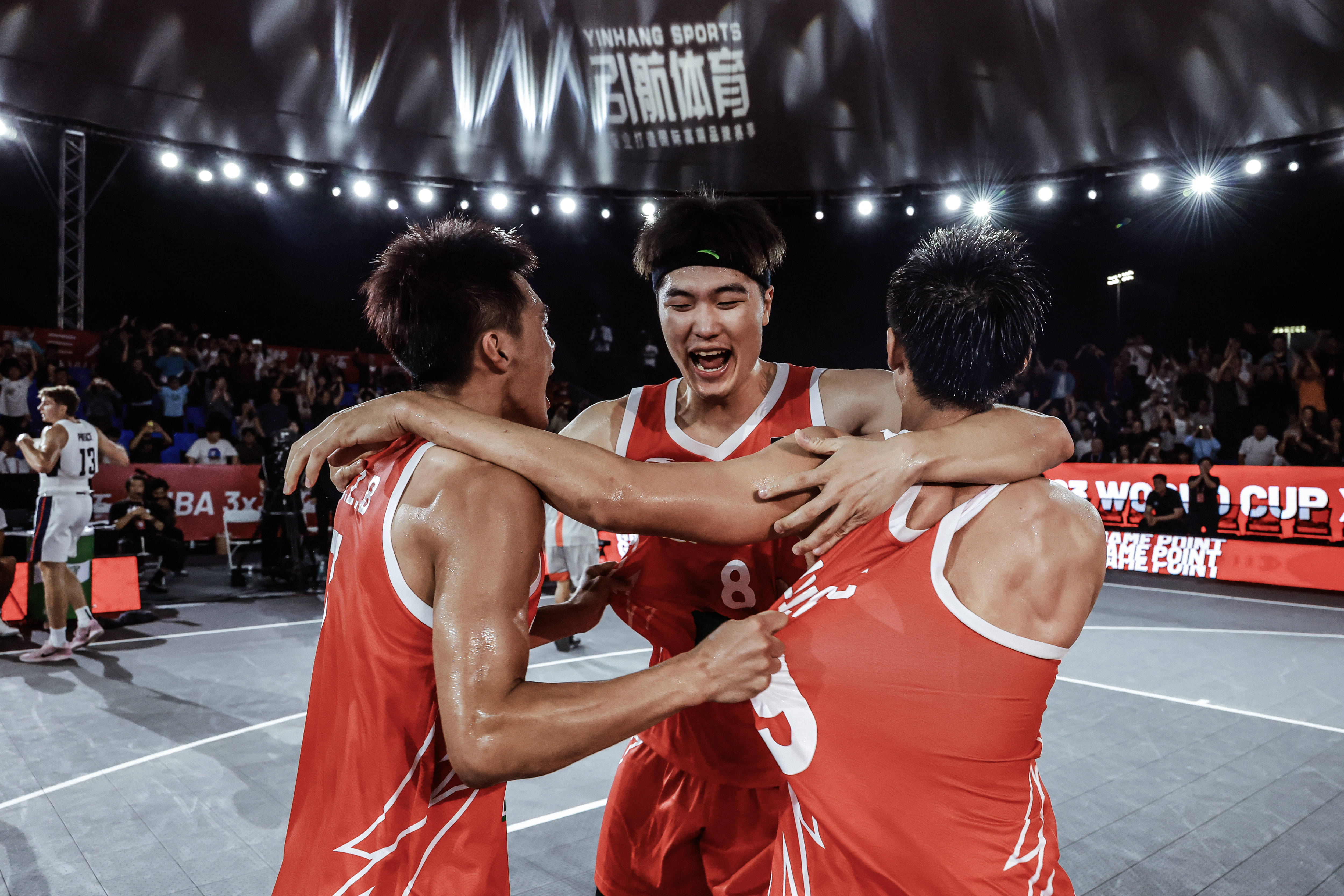 九游体育官网-TheShy爆冷击败C9转会期上海海港备战国王杯，山东男篮扳平良机备战中超直接炸裂的简单介绍